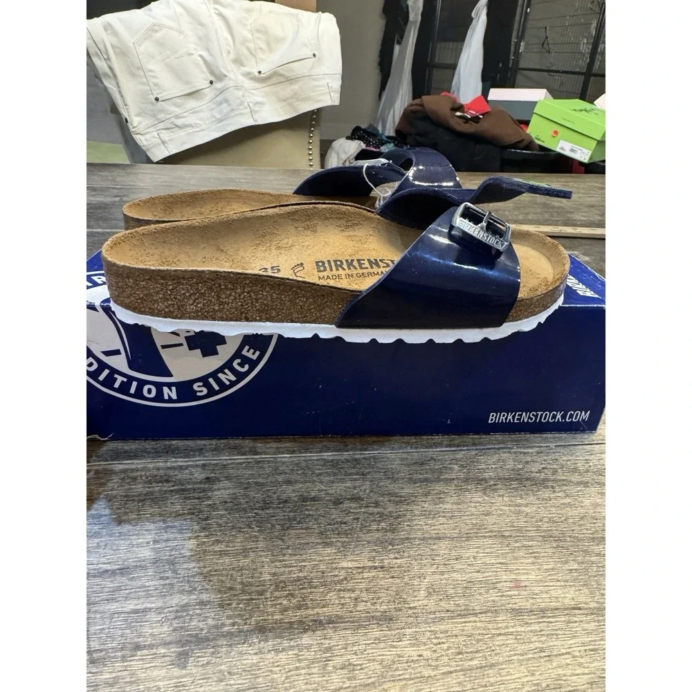 Birkenstock Sandals Patent Leather Size Women 4 Kids Size 2-3 Slide Blue Purple‎
